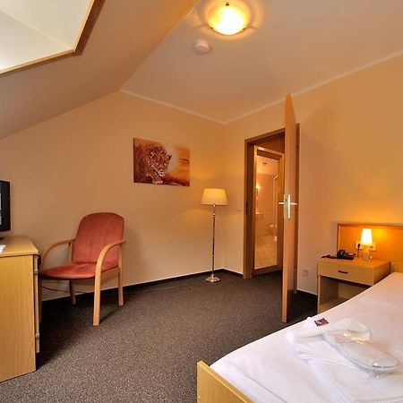 Waldhotel Bad Bibra Exterior foto